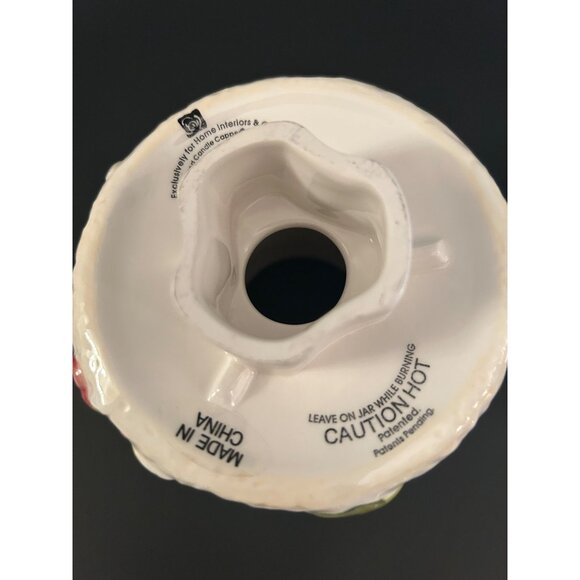 Honeycomb-Inspired Ceramic Tealight Candle Capper Floral & Bumblebee Details - Picture 8 of 8